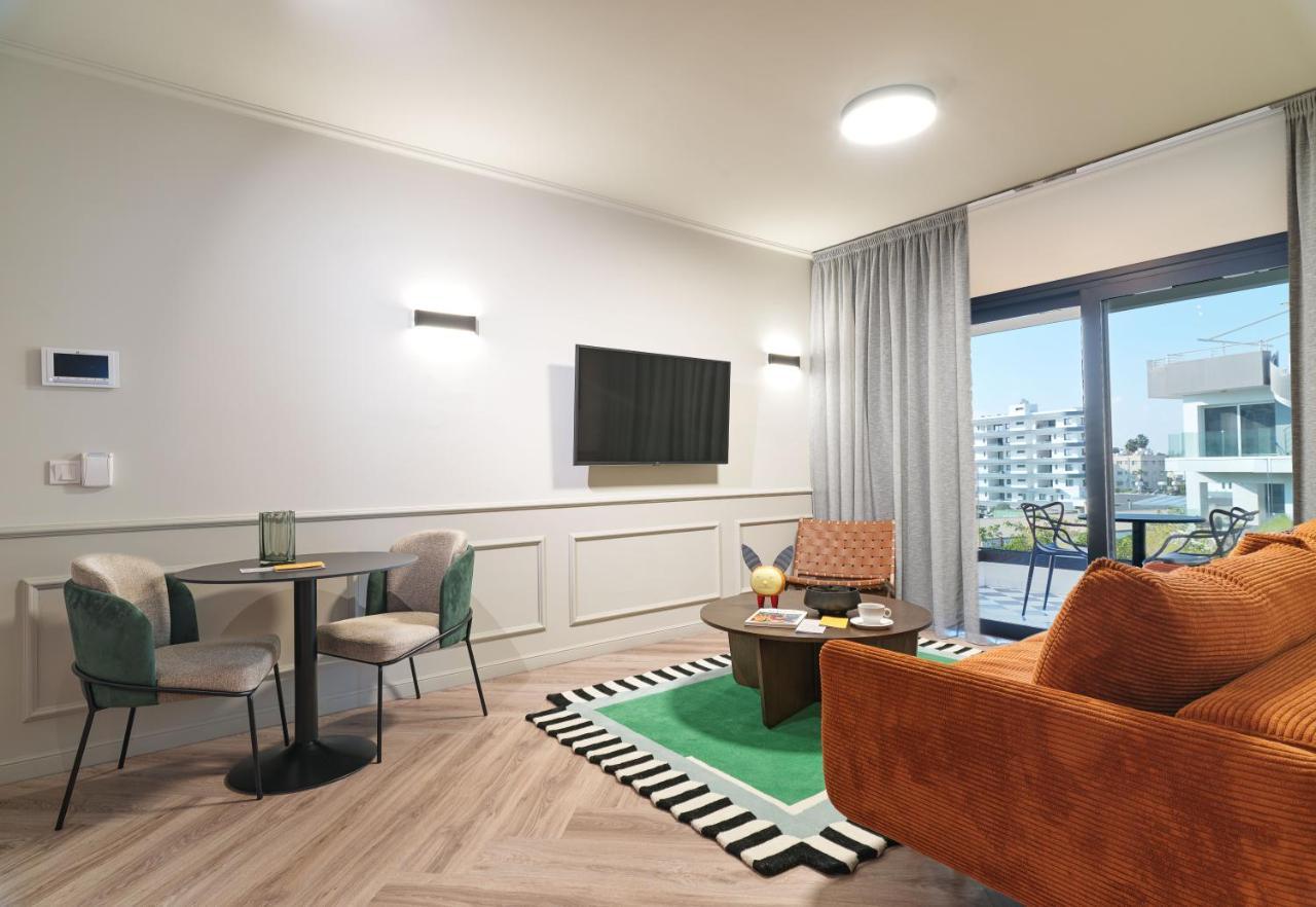 Liv The City Suites Adults Only Larnaka Exterior foto