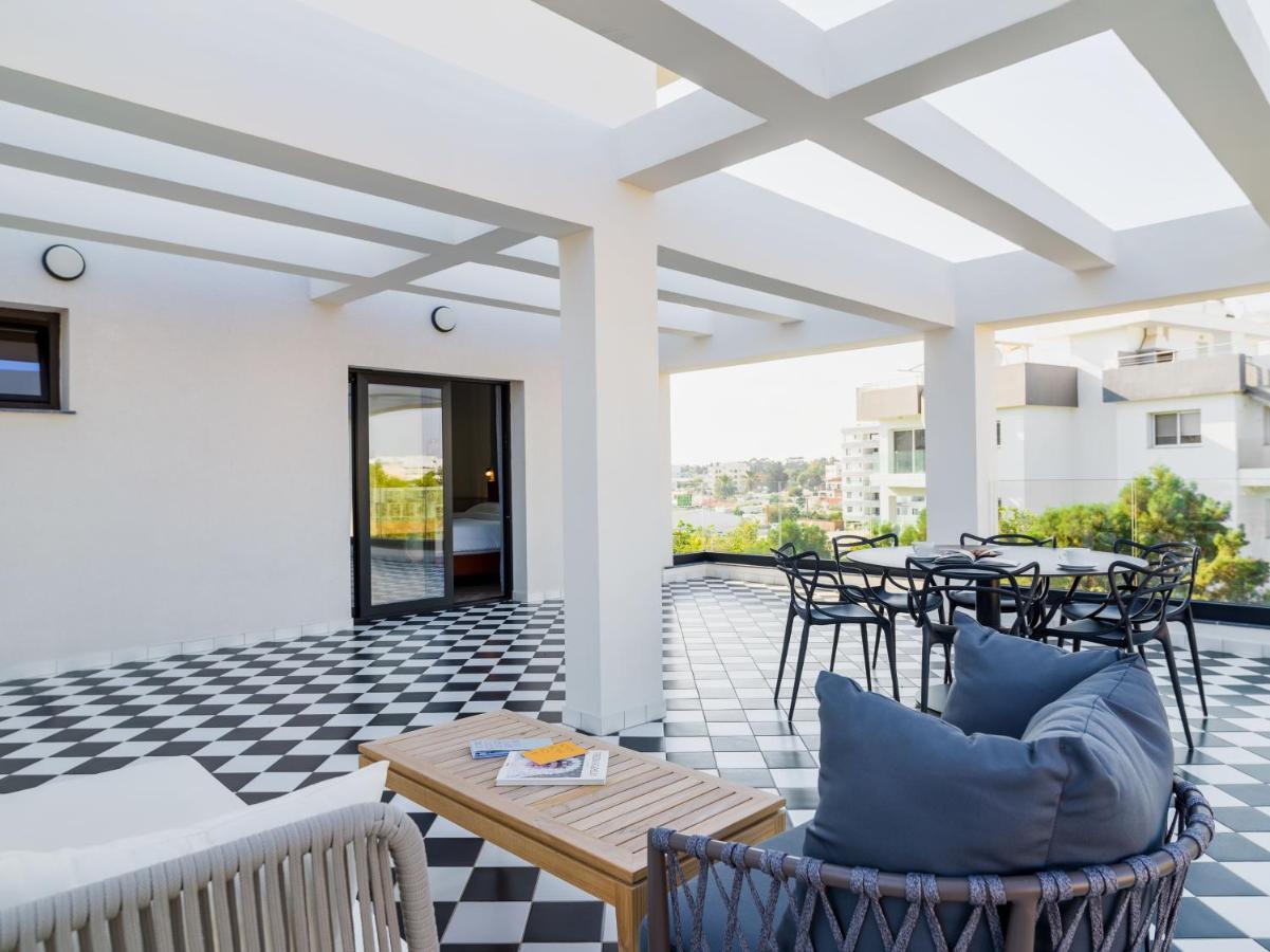 Liv The City Suites Adults Only Larnaka Exterior foto